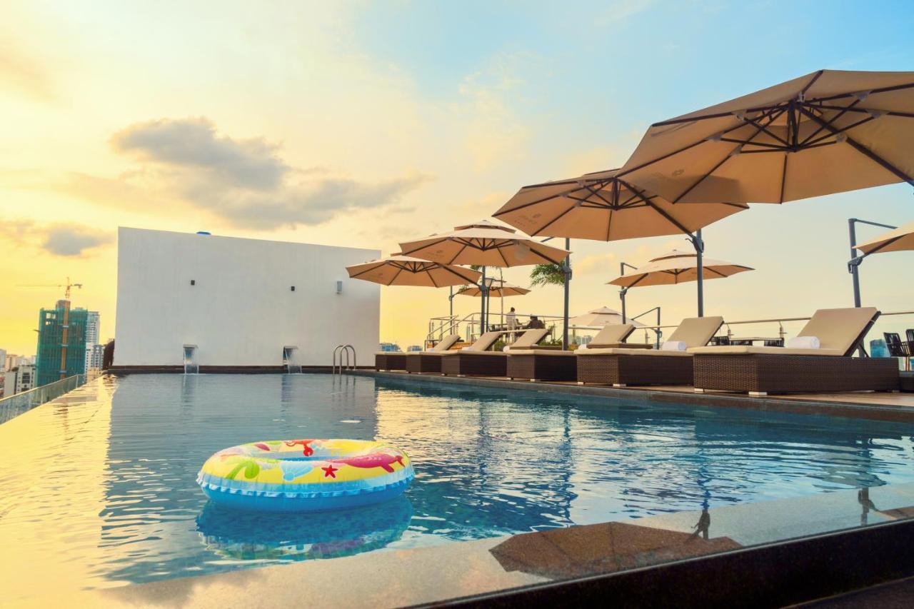 Ocean Hotel Phnom Penh Eksteriør billede
