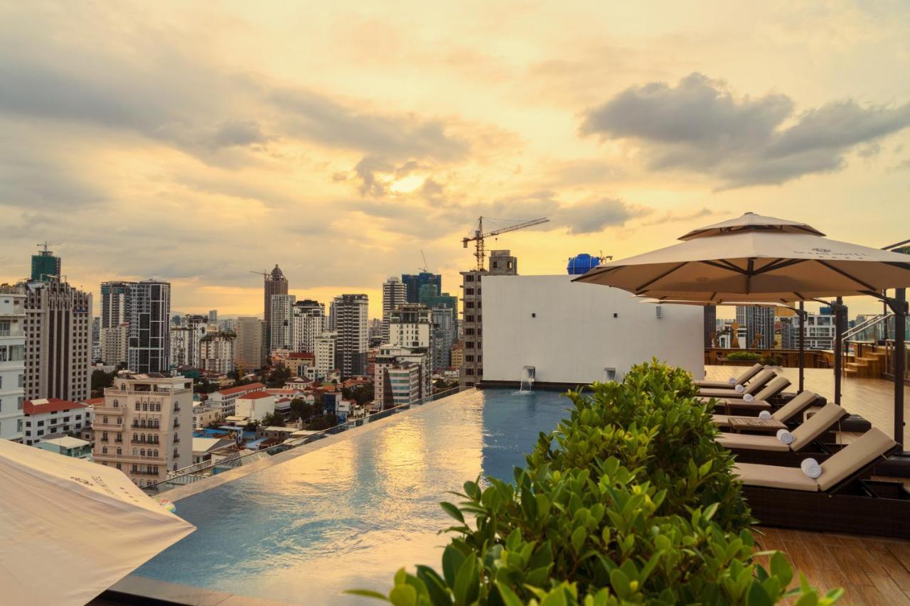 Ocean Hotel Phnom Penh Eksteriør billede