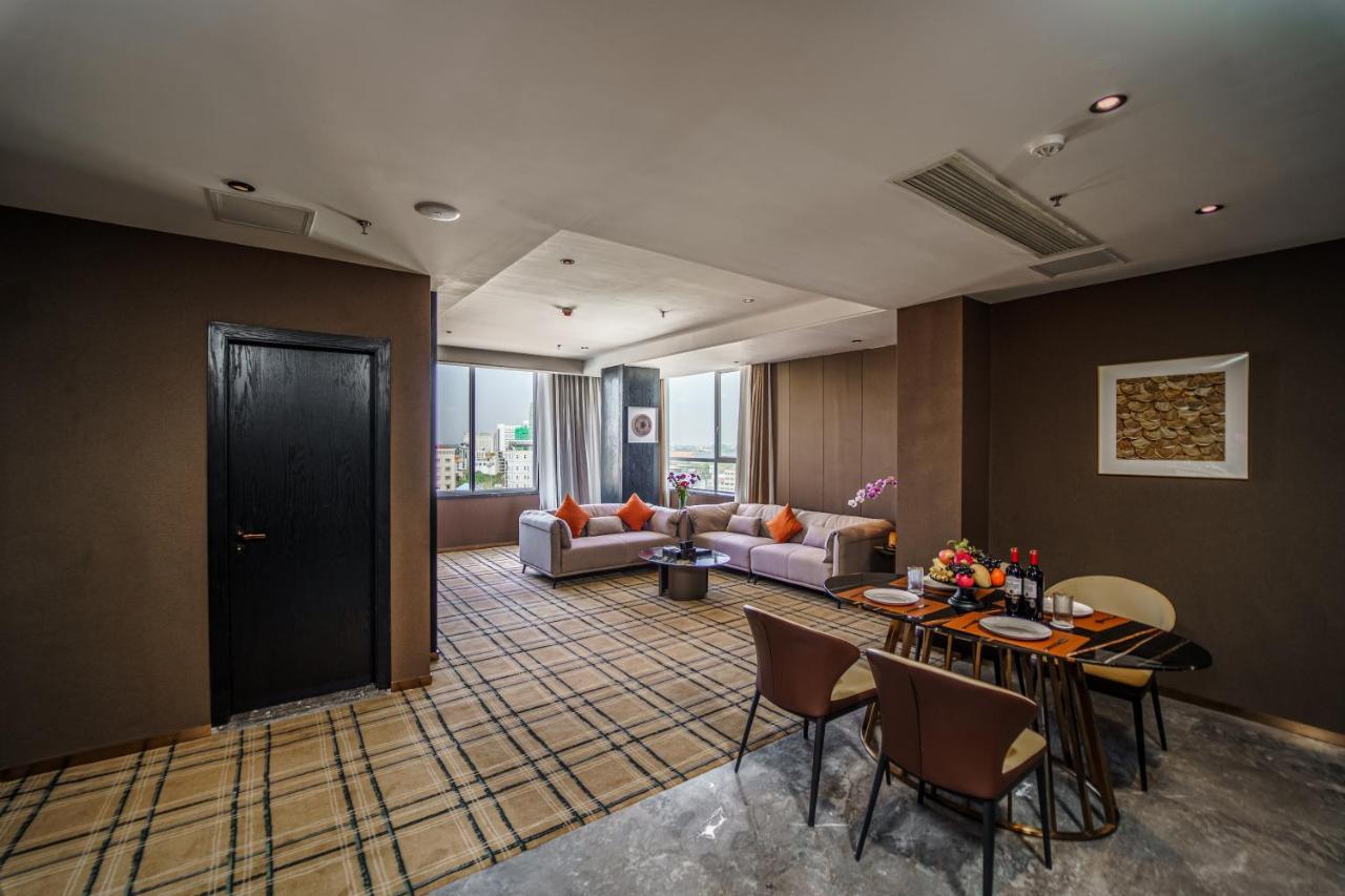 Ocean Hotel Phnom Penh Eksteriør billede